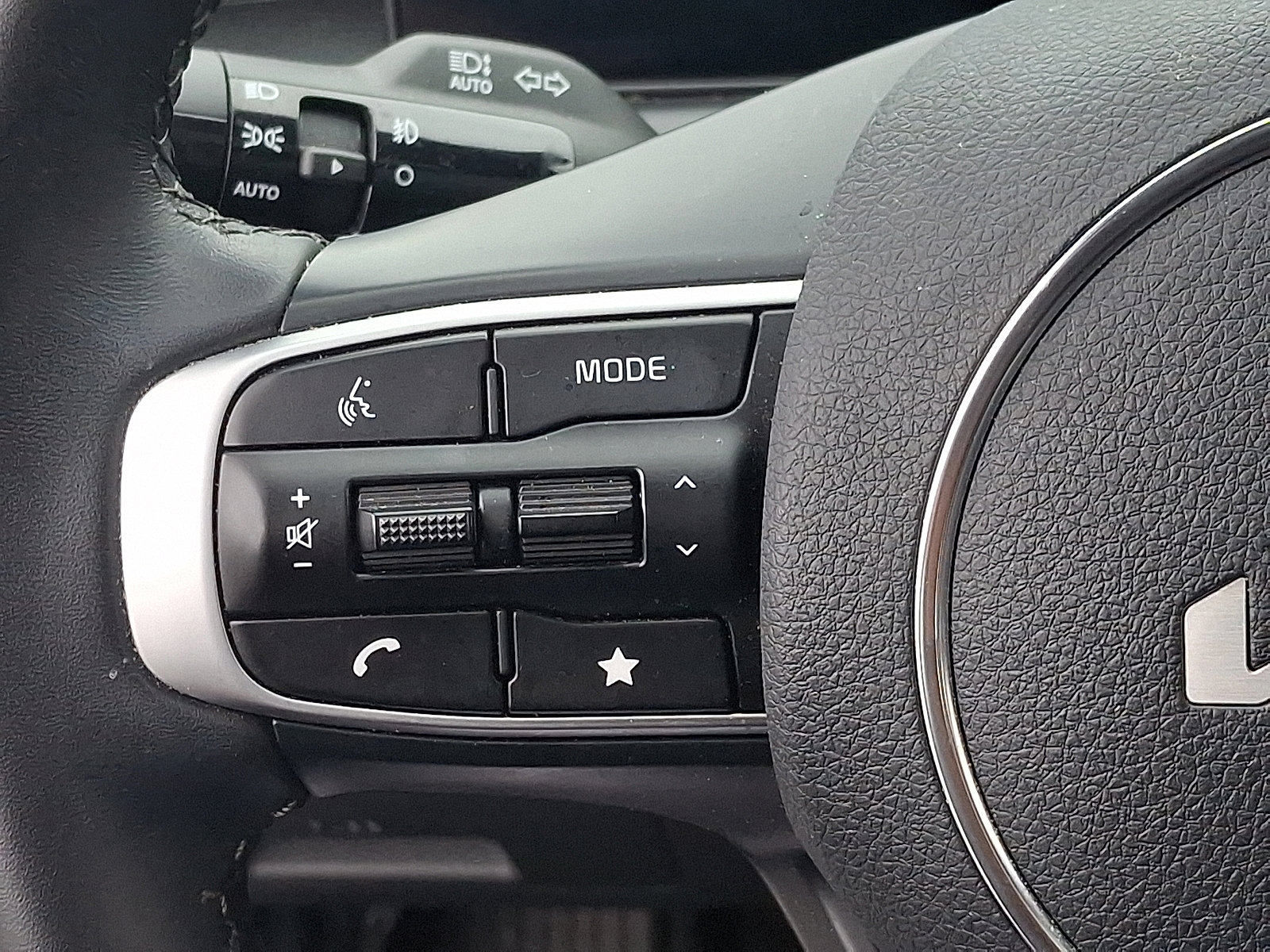 Used 2025 Kia K5 GT-Line w/ GT-Line Premium Package image 21