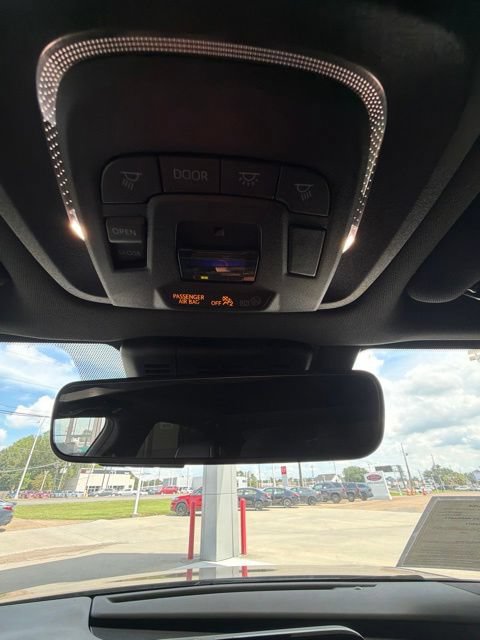 Used 2025 Toyota Crown AWD/4WD image 24