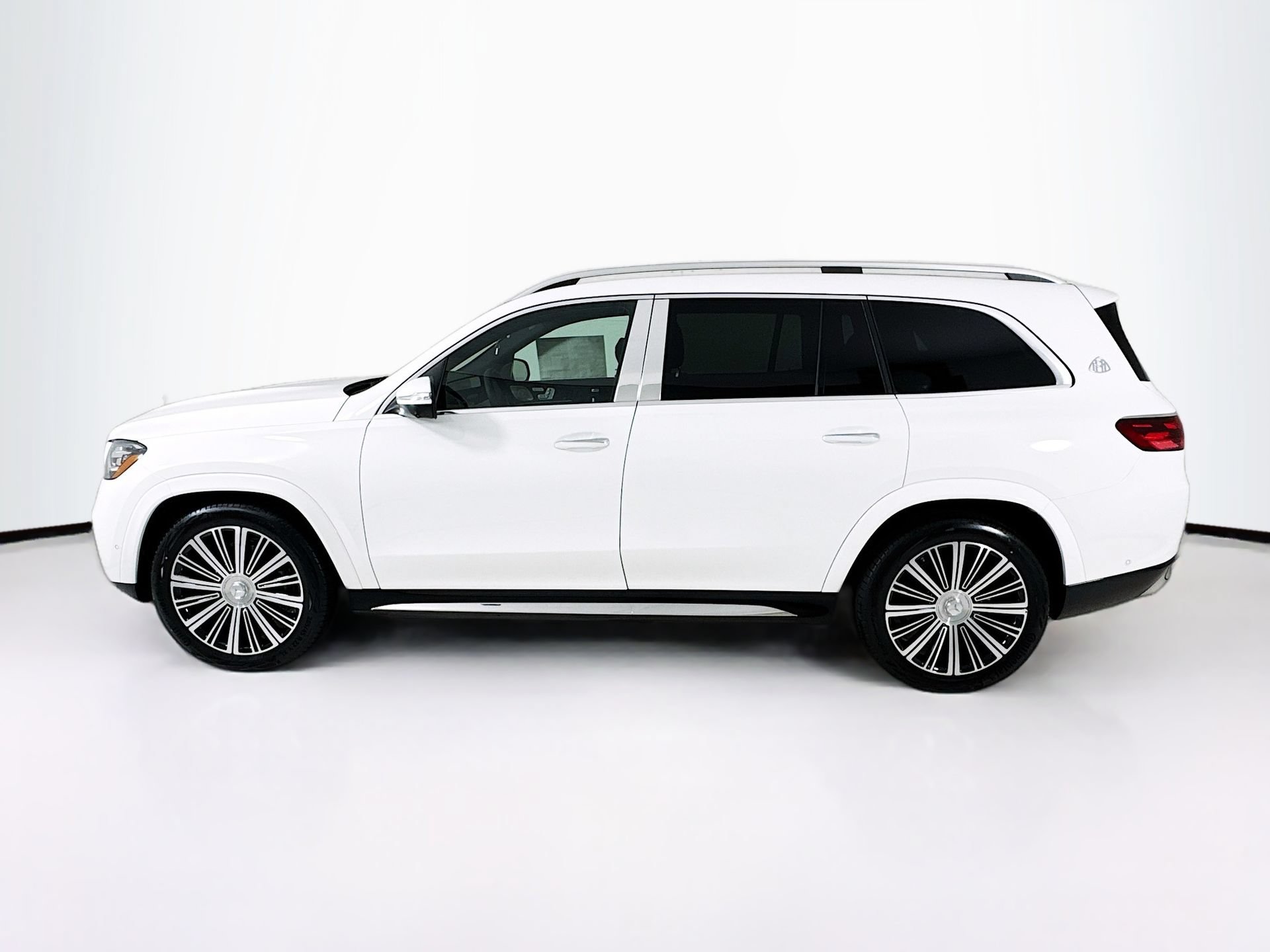 New 2026 Mercedes-Benz Maybach GLS 600 4MATIC image 5