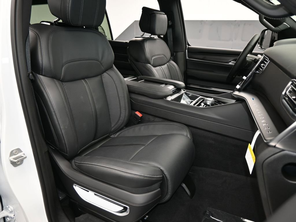 New 2026 Jeep Grand Wagoneer Summit image 45