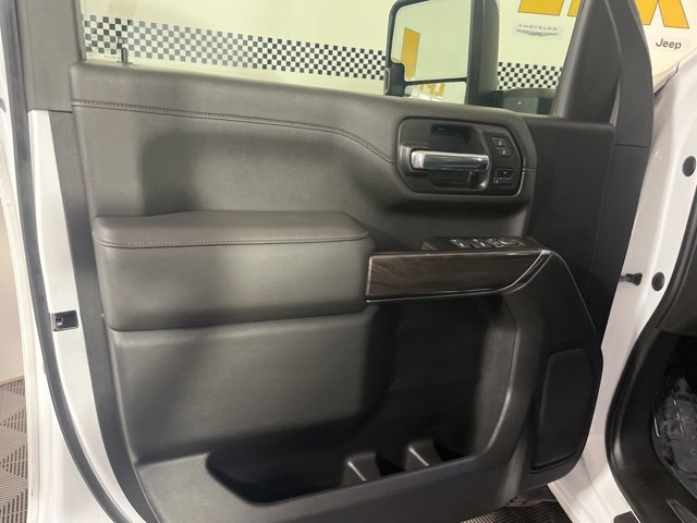 Used 2022 Chevrolet Silverado 2500 LTZ image 15