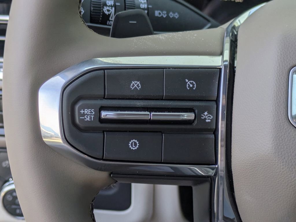 New 2026 GMC Yukon XL Denali w/ Sun & Power Step Package AWD/4WD image 25