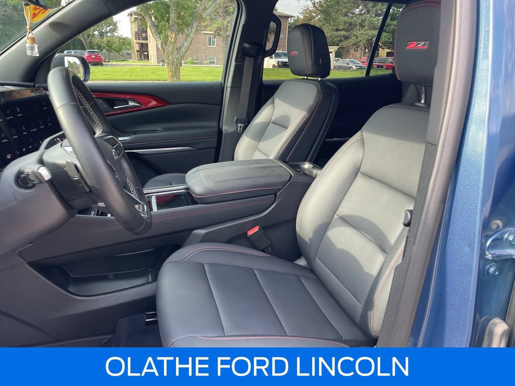 Used 2026 Chevrolet Traverse Z71 w/ Driver Confidence Package AWD/4WD image 12