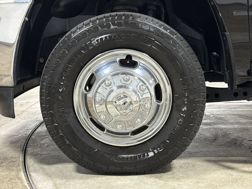 Used 2024 RAM 3500 Tradesman w/ Chrome Appearance Group AWD/4WD image 26
