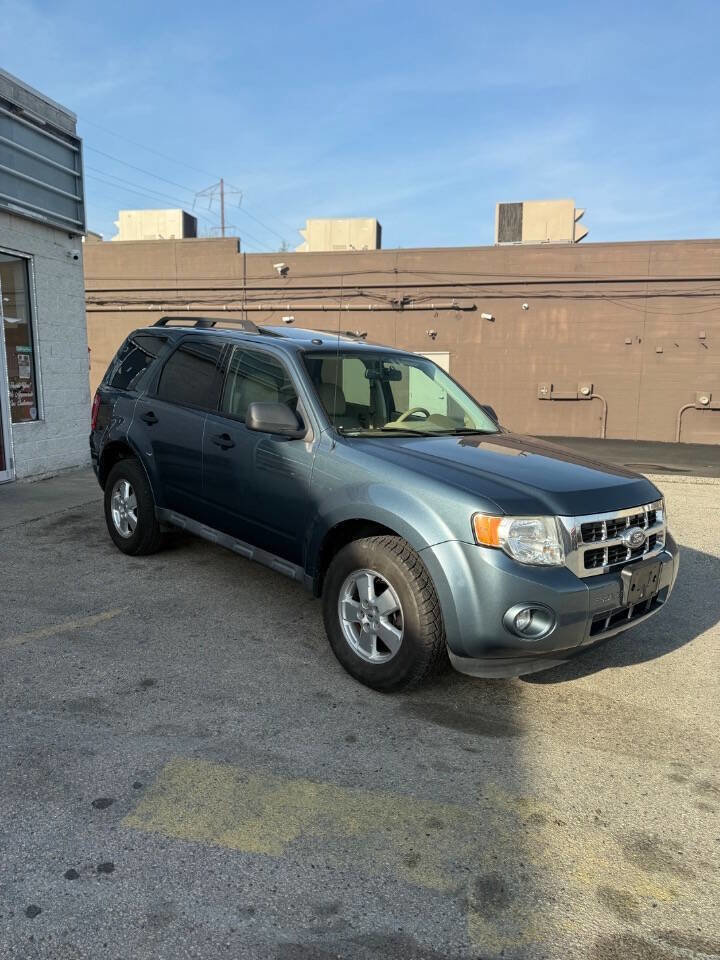 Used 2011 Ford Escape XLT w/ 201A Rapid Spec Order Code image 8