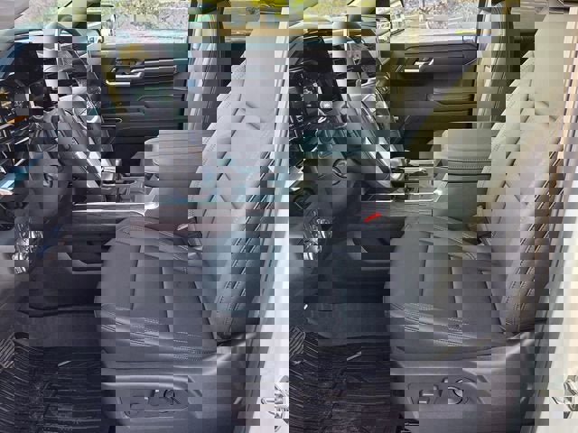 New 2026 GMC Sierra 1500 SLT w/ SLT Premium Plus Package image 9