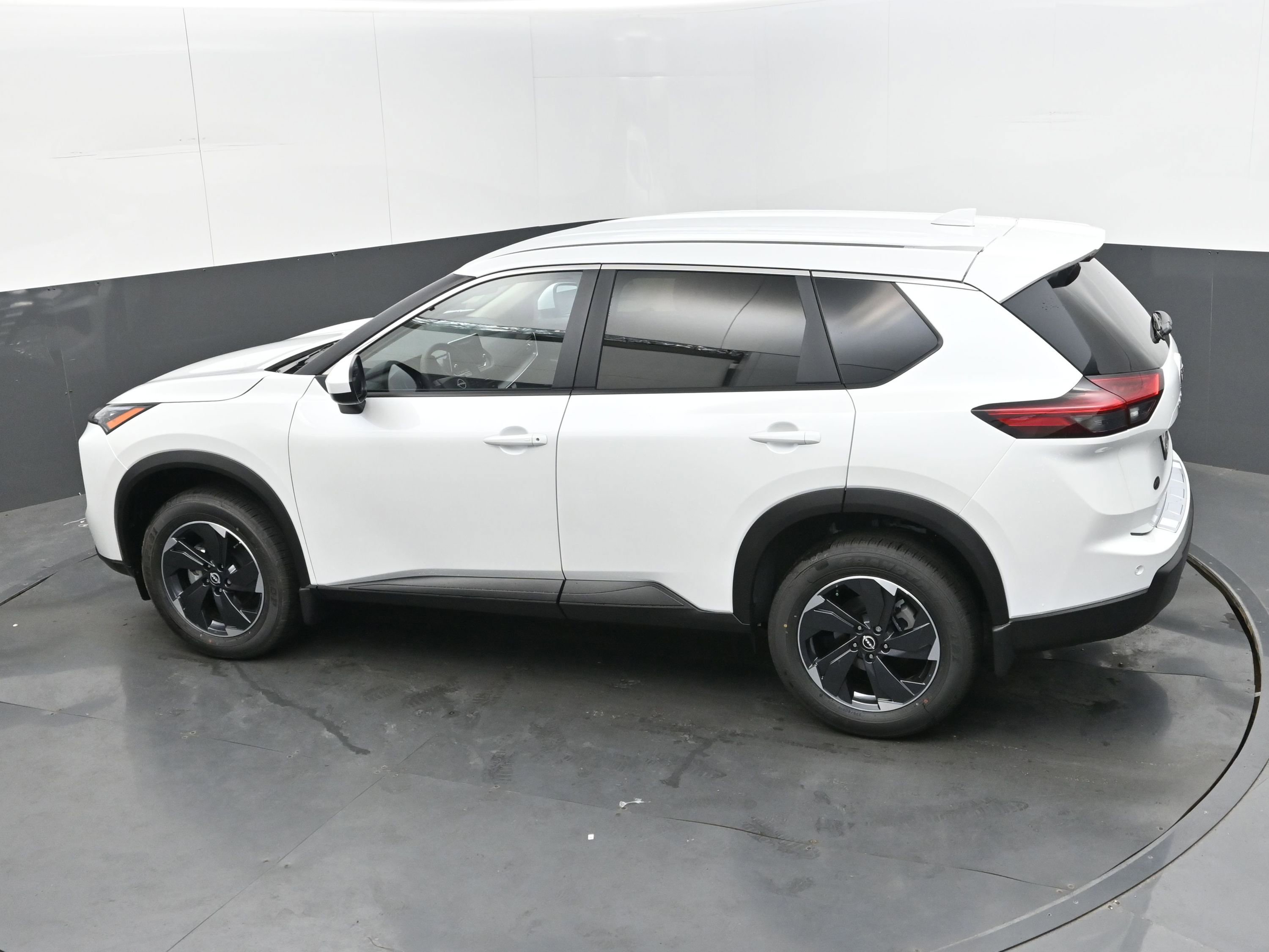 New 2026 Nissan Rogue SV image 33