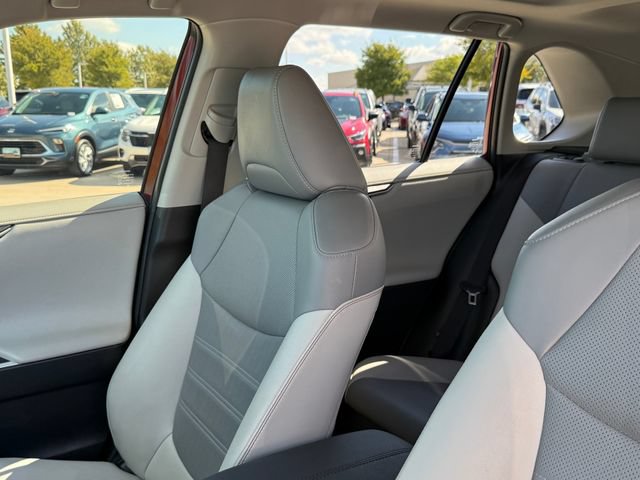 Used 2023 Toyota RAV4 Limited AWD/4WD image 13