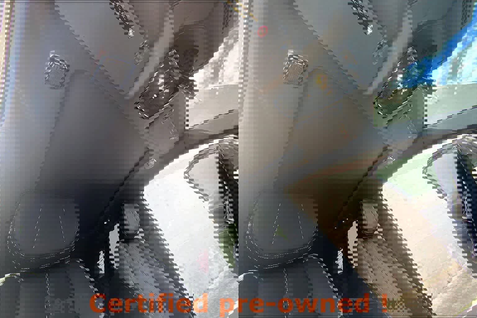 Certified 2025 Cadillac Optiq Sport 1 w/ LPO, ONYX Package image 30