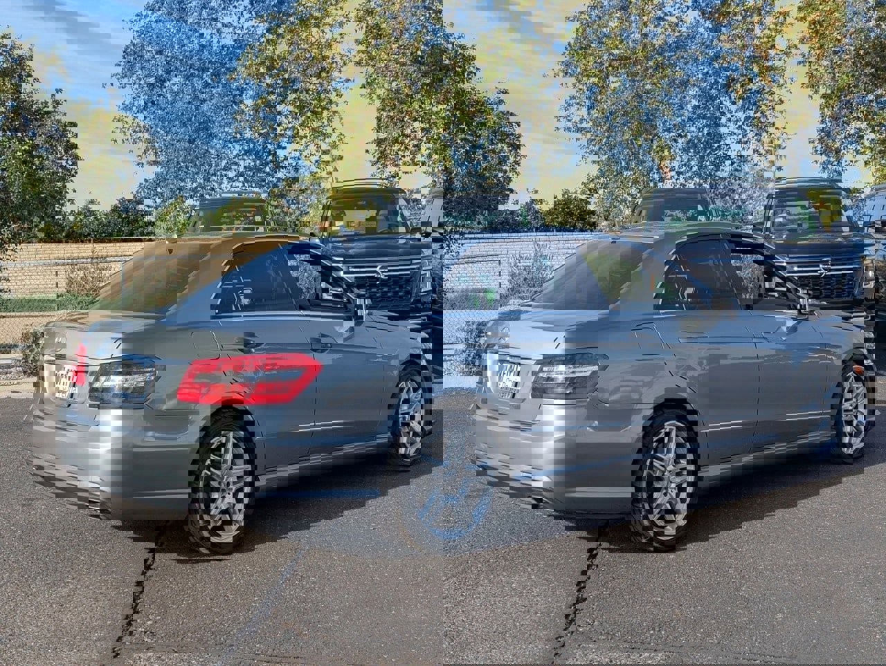 Used 2011 Mercedes-Benz E 350 Sedan image 8