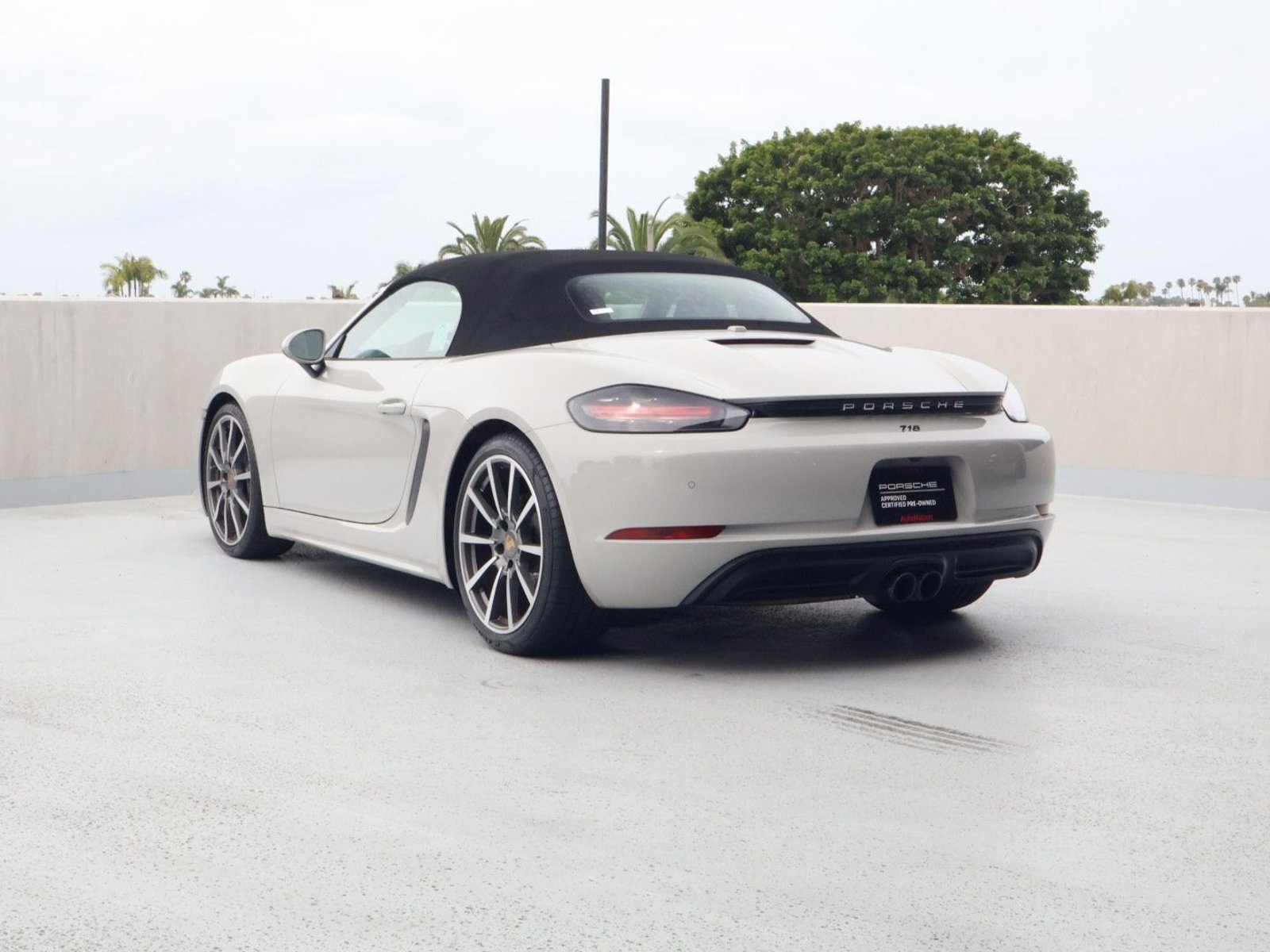 Certified 2023 Porsche 718 Boxster RWD image 3
