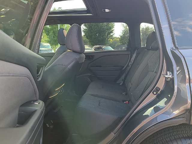 Used 2025 Subaru Forester Premium w/ Convenience Package #1 AWD/4WD image 26