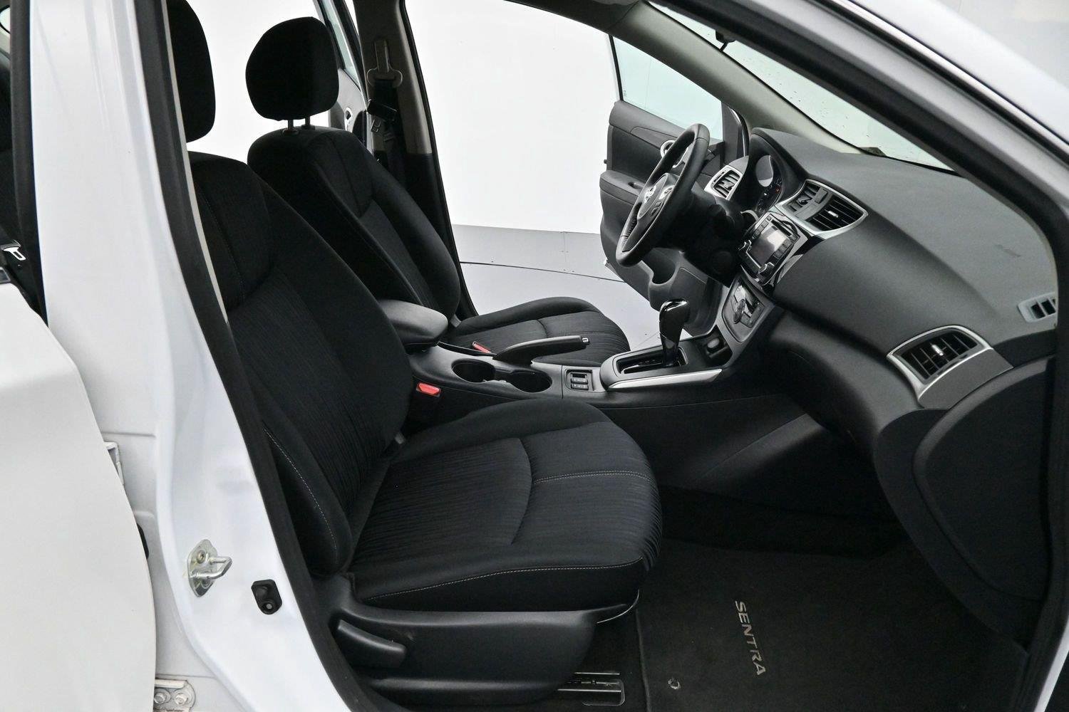 Used 2018 Nissan Sentra SV w/ All Weather Package FWD image 29