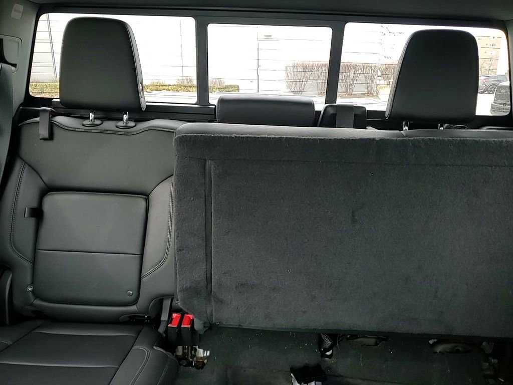 Used 2022 Chevrolet Silverado 1500 LTZ w/ LTZ Premium Package image 35