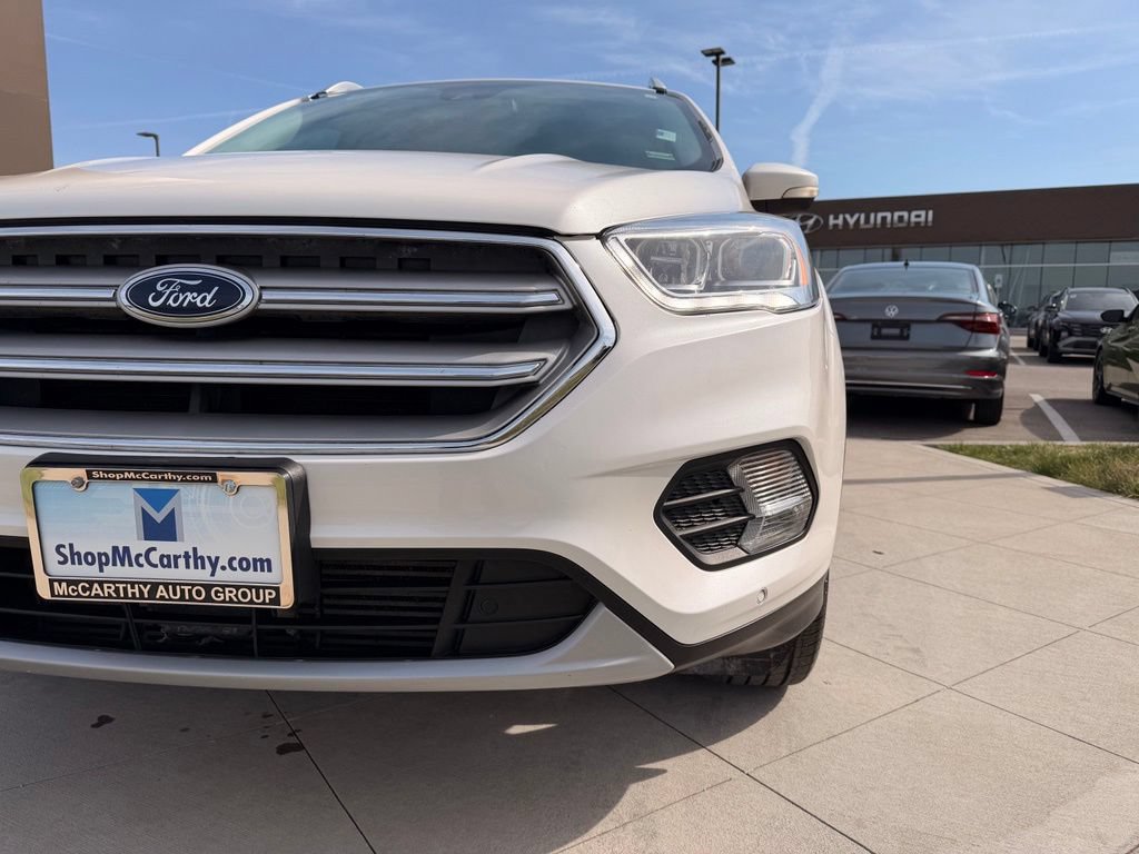 Used 2017 Ford Escape Titanium w/ Equipment Group 301A AWD/4WD image 13