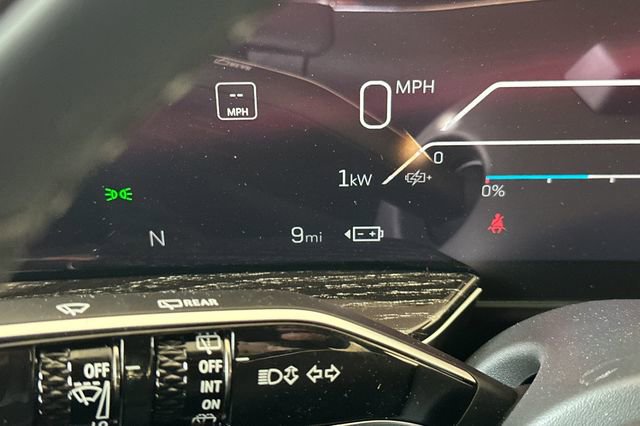 New 2025 Cadillac Escalade IQ Sport 1 w/ LPO, ONYX Package image 27