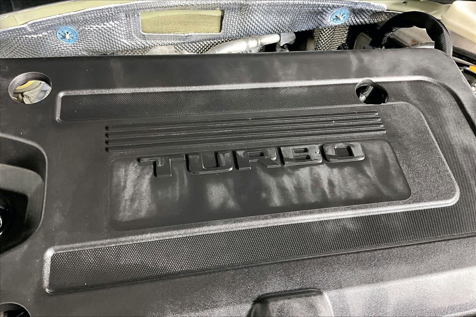 Used 2023 Buick Envision Essence FWD image 32