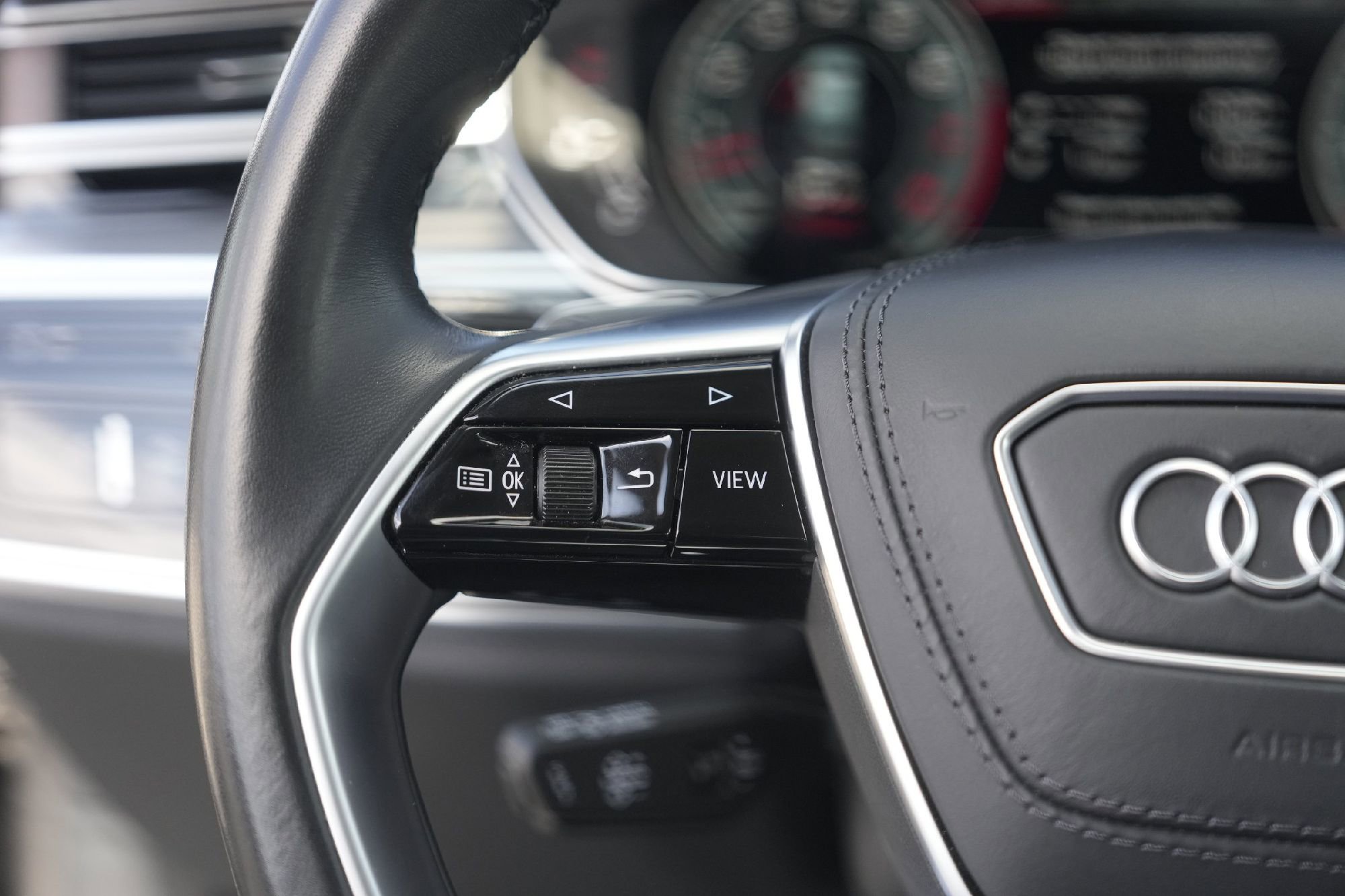 Certified 2022 Audi A8 L 3.0T image 13