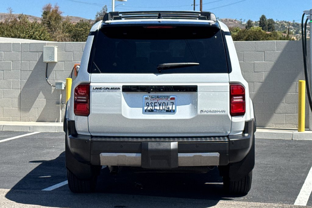 Used 2025 Toyota Land Cruiser AWD/4WD image 9