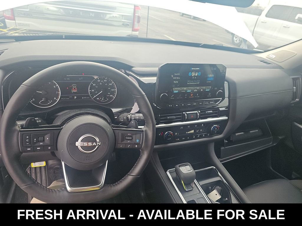 Used 2025 Nissan Pathfinder SL w/ SL Premium Package image 12