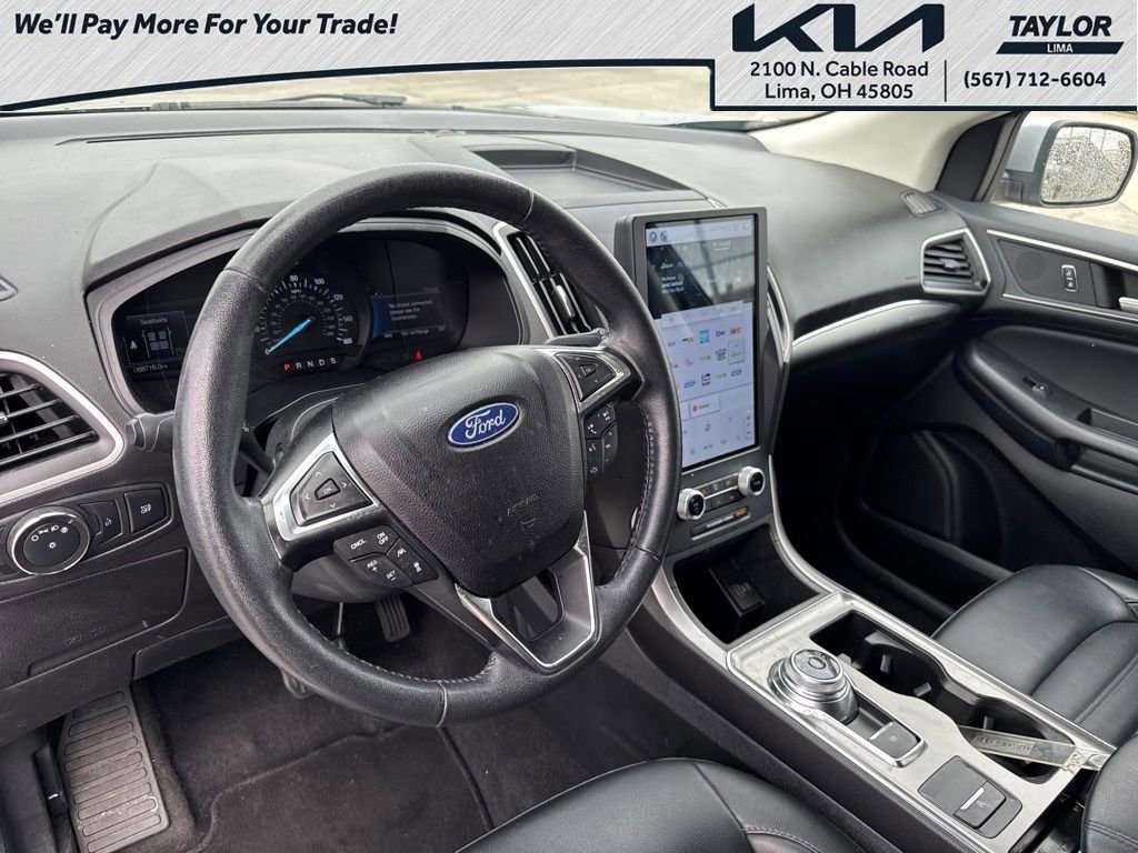Used 2022 Ford Edge SEL image 16
