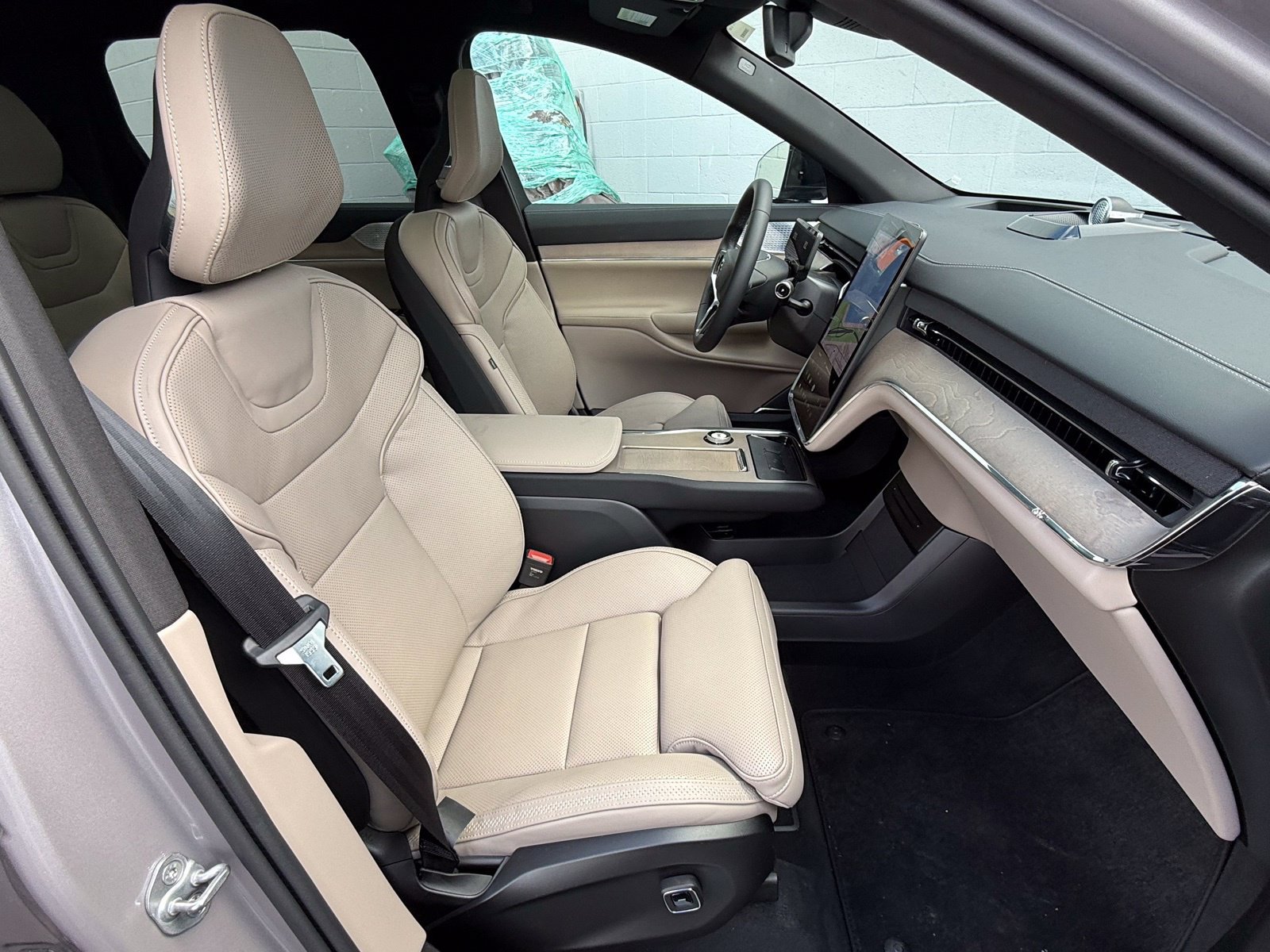 New 2026 Volvo EX90 Ultra AWD/4WD image 21