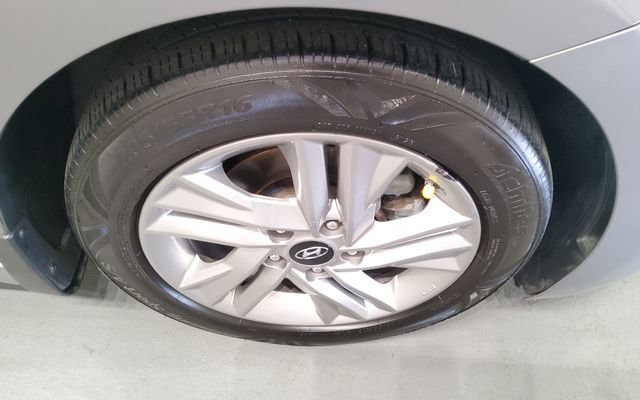 Used 2020 Hyundai Elantra Value Edition FWD image 36