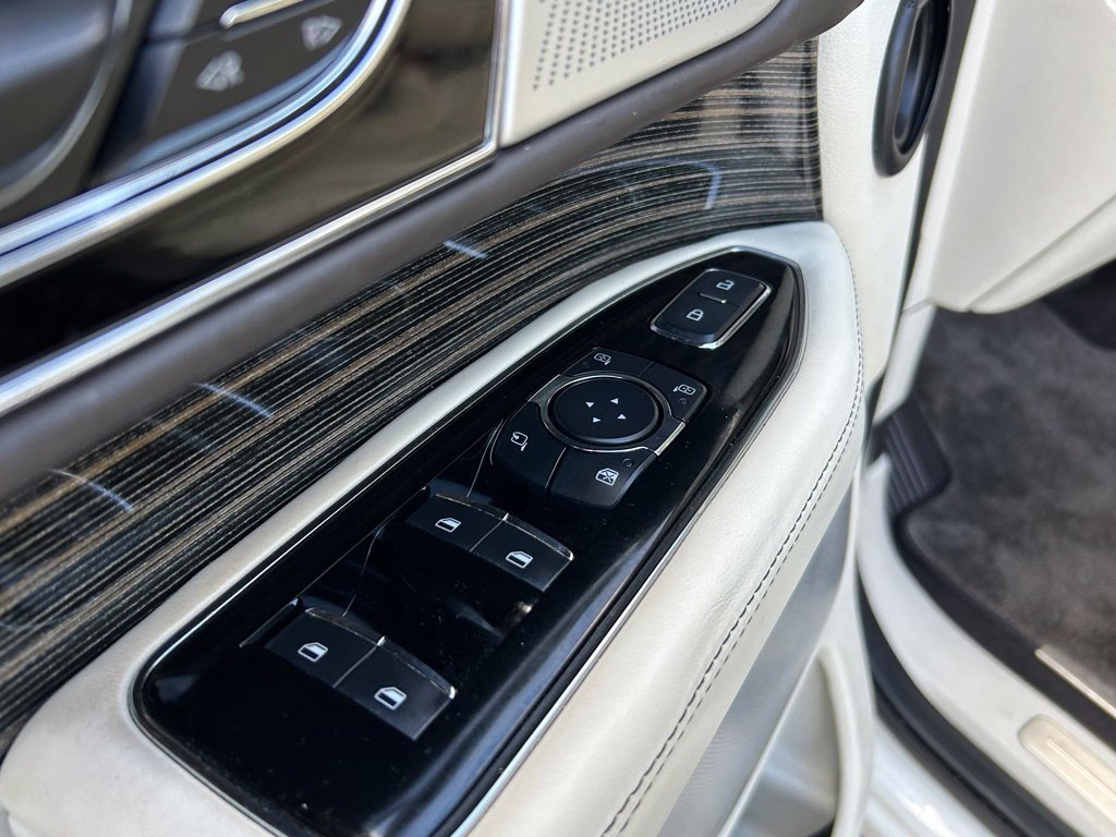 Used 2022 Lincoln Navigator L Black Label AWD/4WD image 31