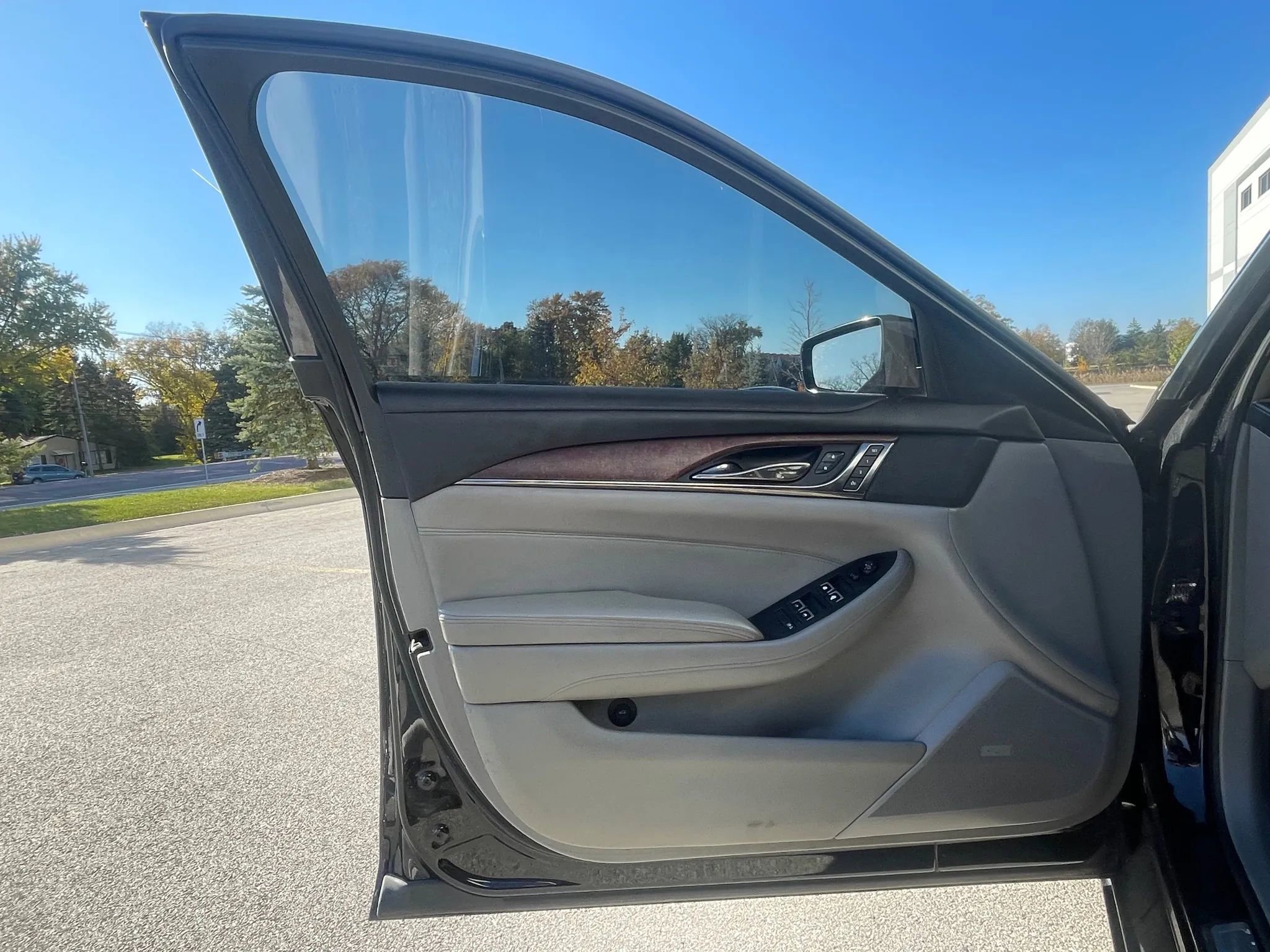 Used 2014 Cadillac CTS AWD Sedan image 11