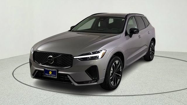 New 2026 Volvo XC60 B5 Plus w/ Climate Package PRO AWD/4WD image 3