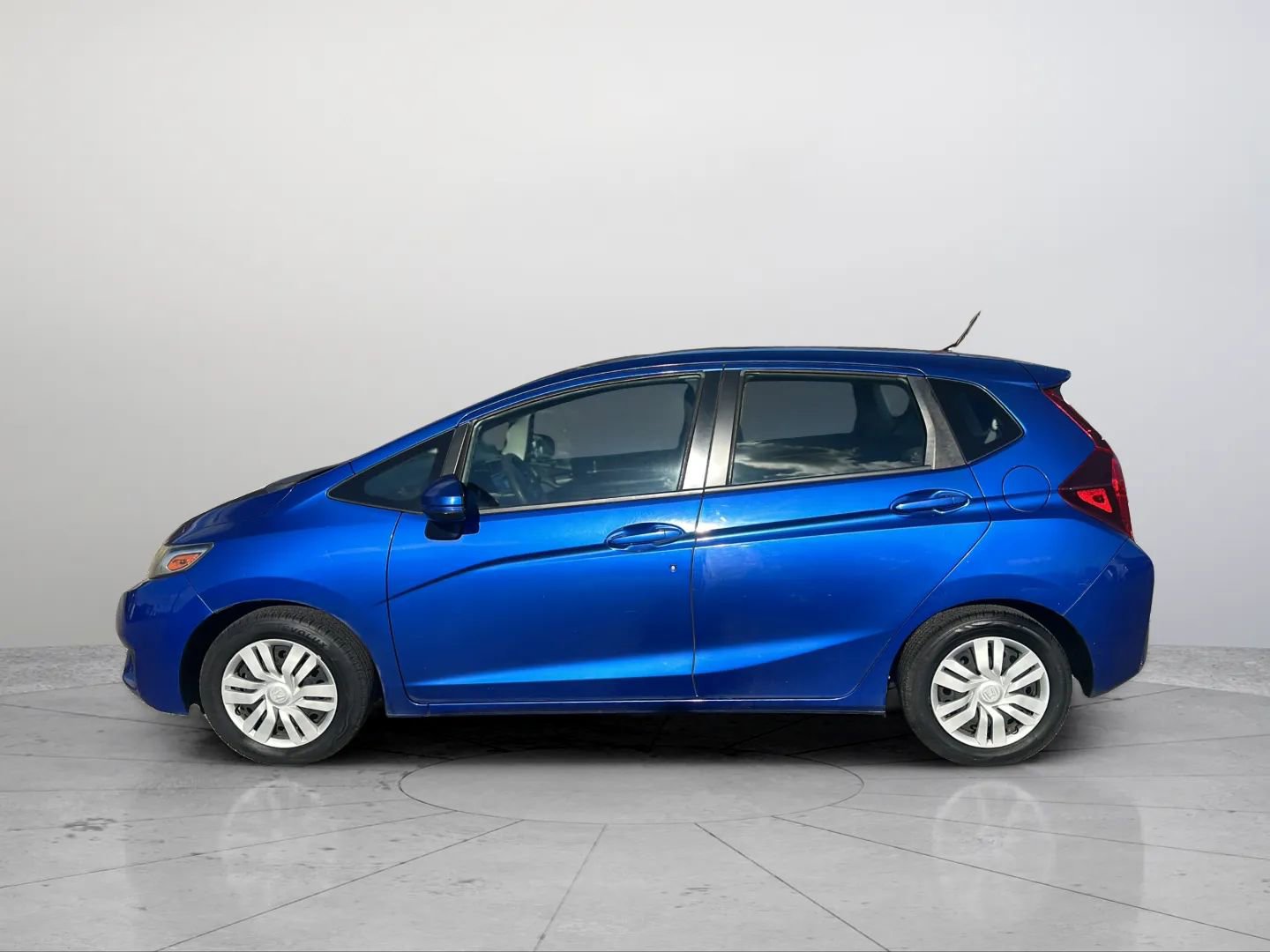 Used 2016 Honda Fit LX image 16