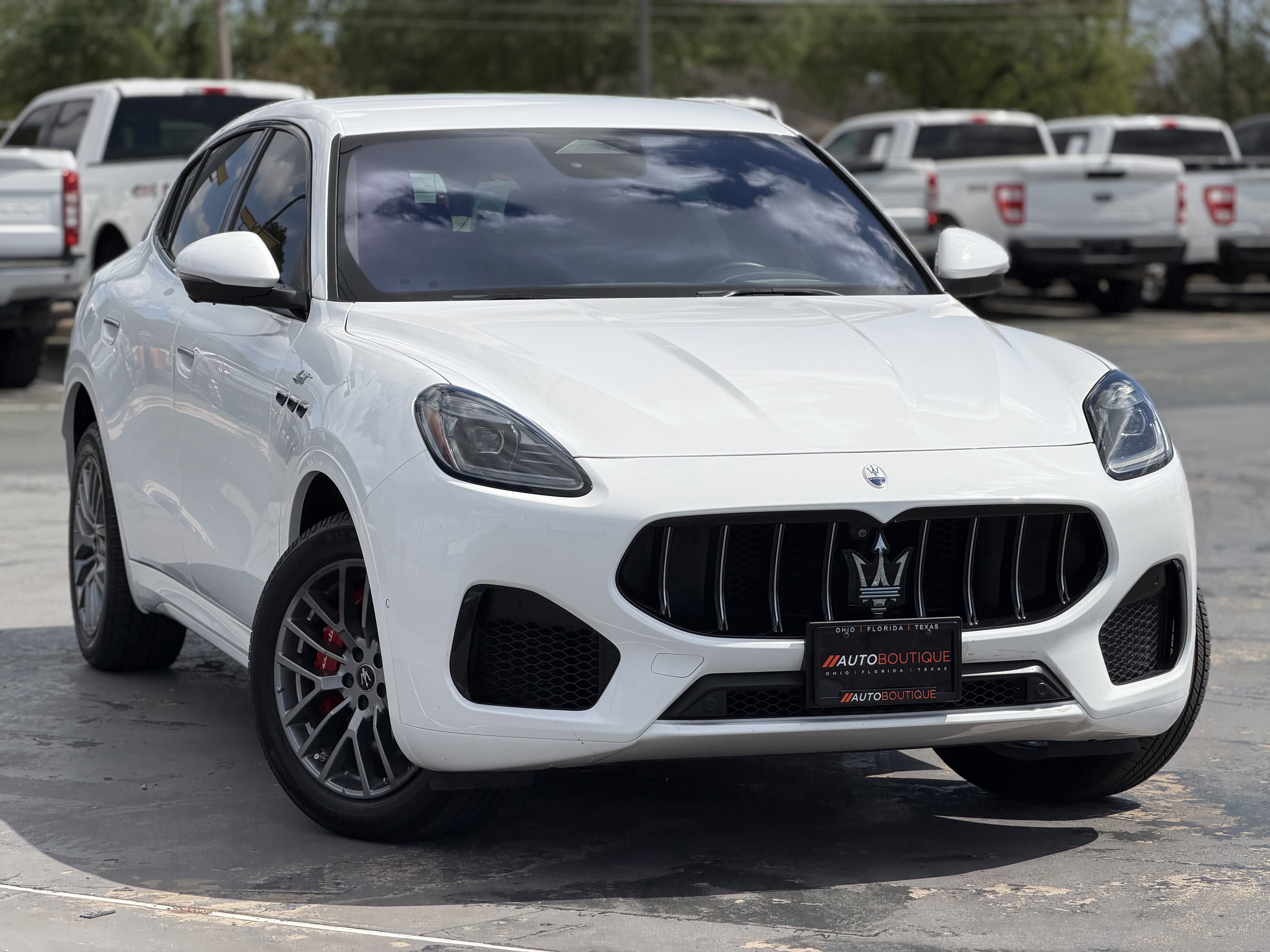 Used 2023 Maserati Grecale GT AWD/4WD image 3
