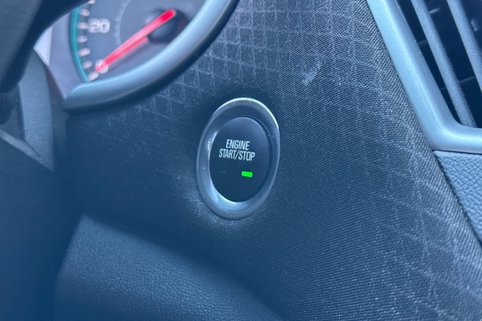 Used 2024 Chevrolet Malibu LT image 32