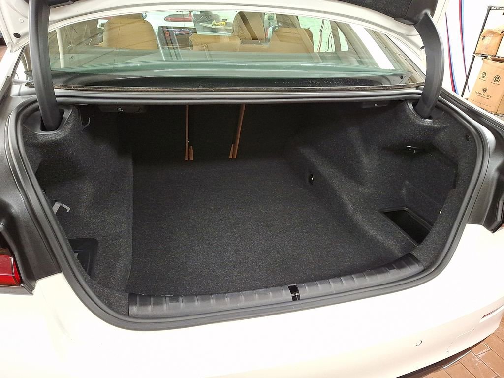 Certified 2023 BMW 530i xDrive w/ Premium Package image 27