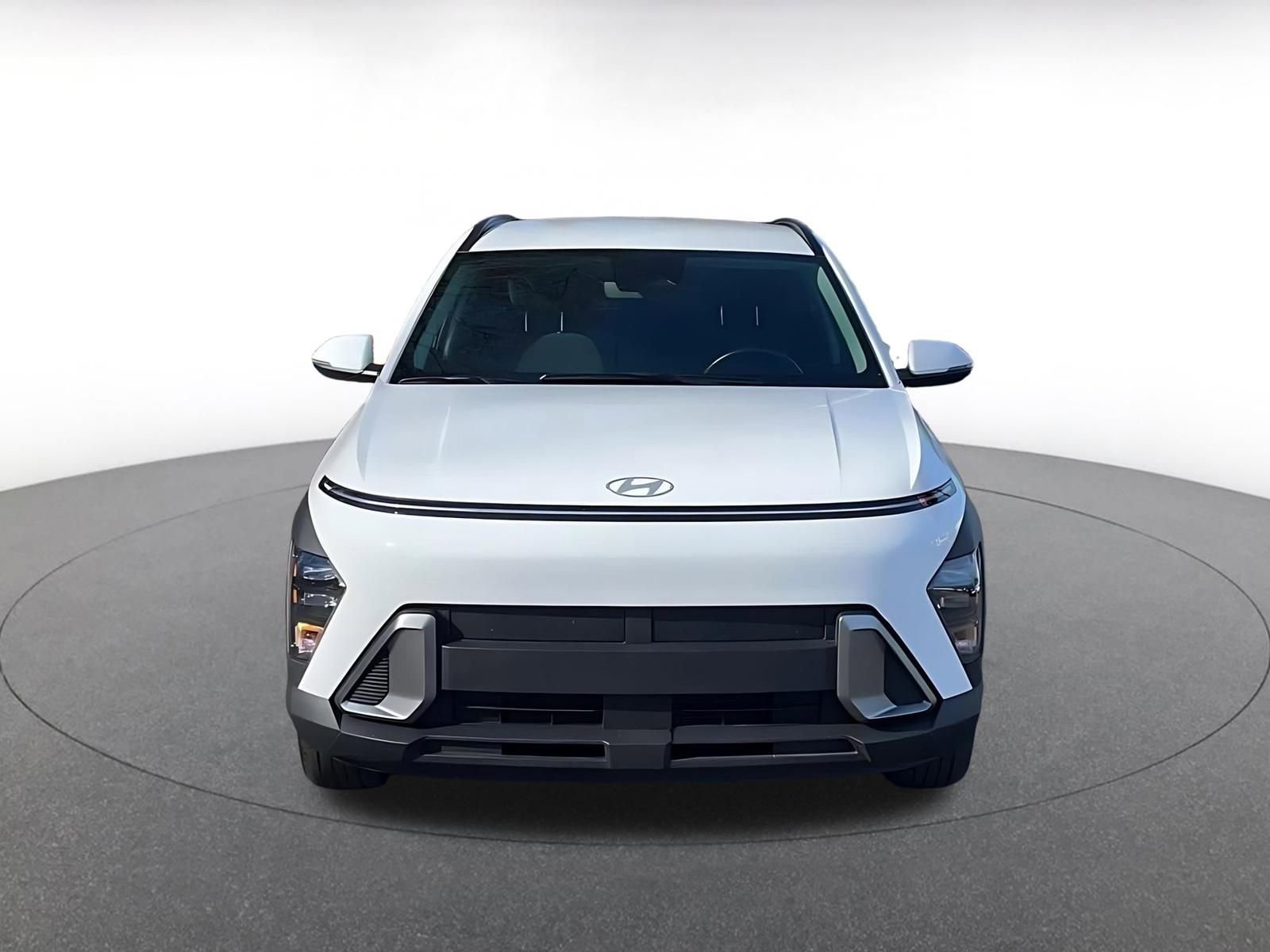 Used 2025 Hyundai Kona SEL image 4