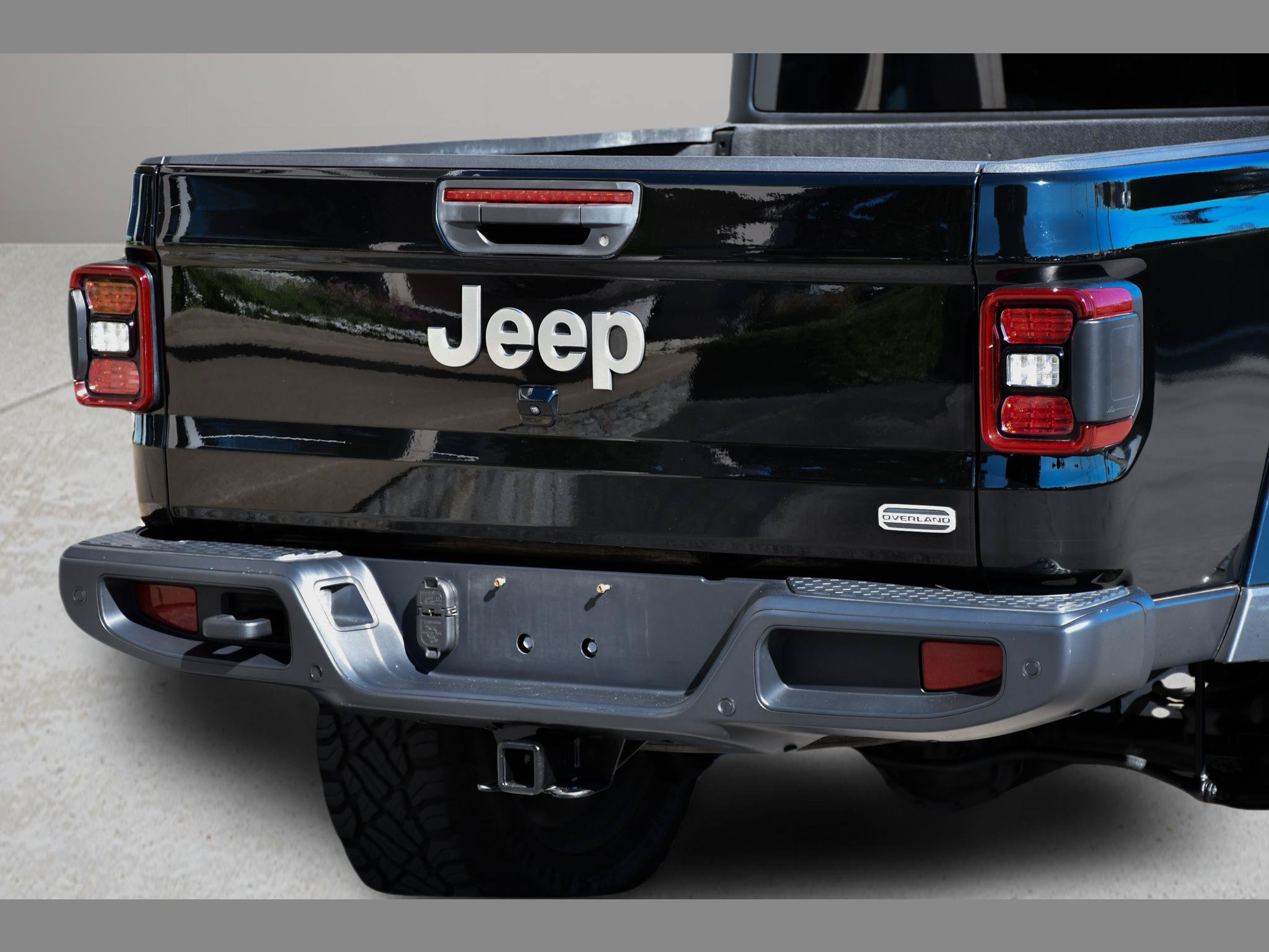 Used 2021 Jeep Gladiator Overland w/ Popular Equipment Package AWD/4WD image 29