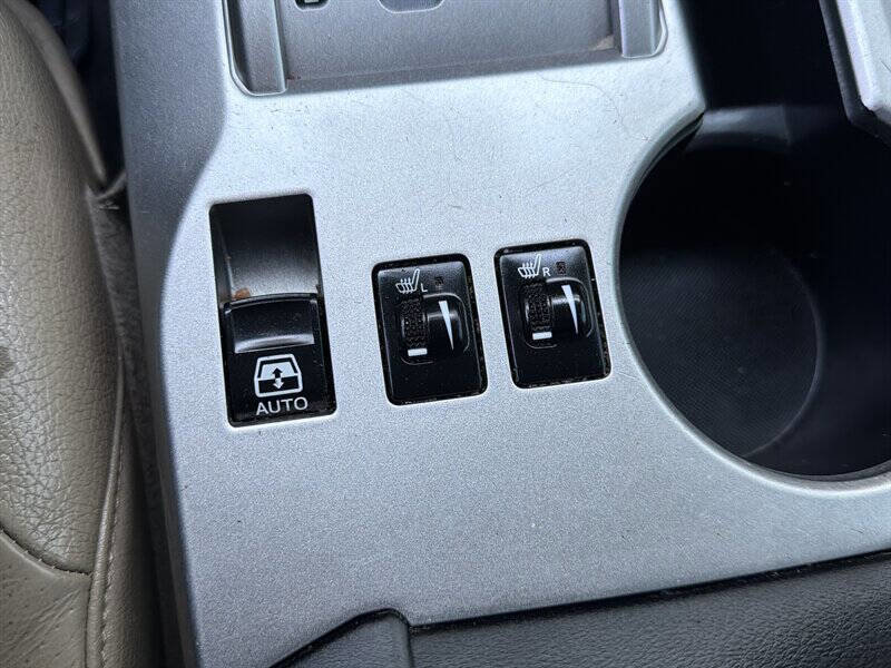 Used 2010 Toyota 4Runner Limited AWD/4WD image 27
