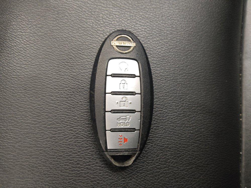 Used 2022 Nissan Pathfinder SL FWD image 32