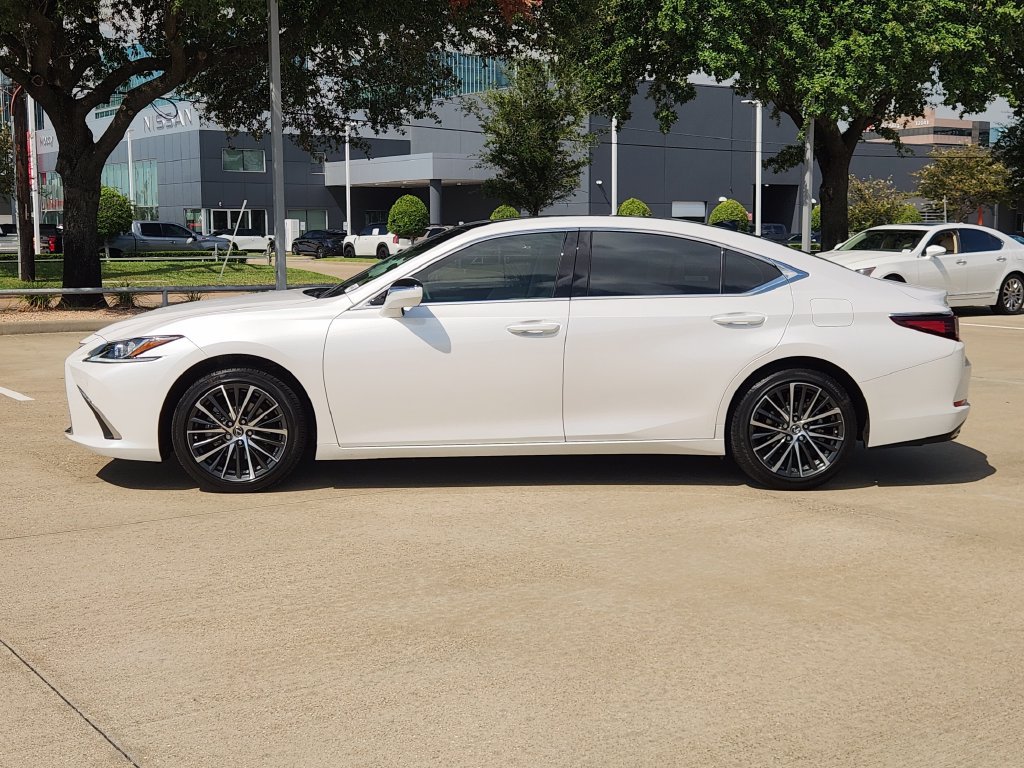 Certified 2025 Lexus ES 350 w/ Premium Package FWD image 4