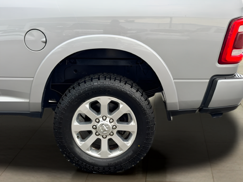 Used 2022 RAM 3500 Laramie w/ Safety Group B AWD/4WD image 41