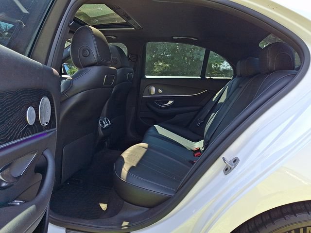 Used 2019 Mercedes-Benz E 300 4MATIC image 10