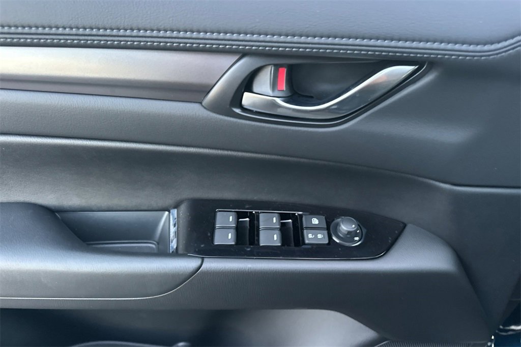 New 2025 MAZDA CX-5 AWD 2.5 S w/ Preferred Package image 12