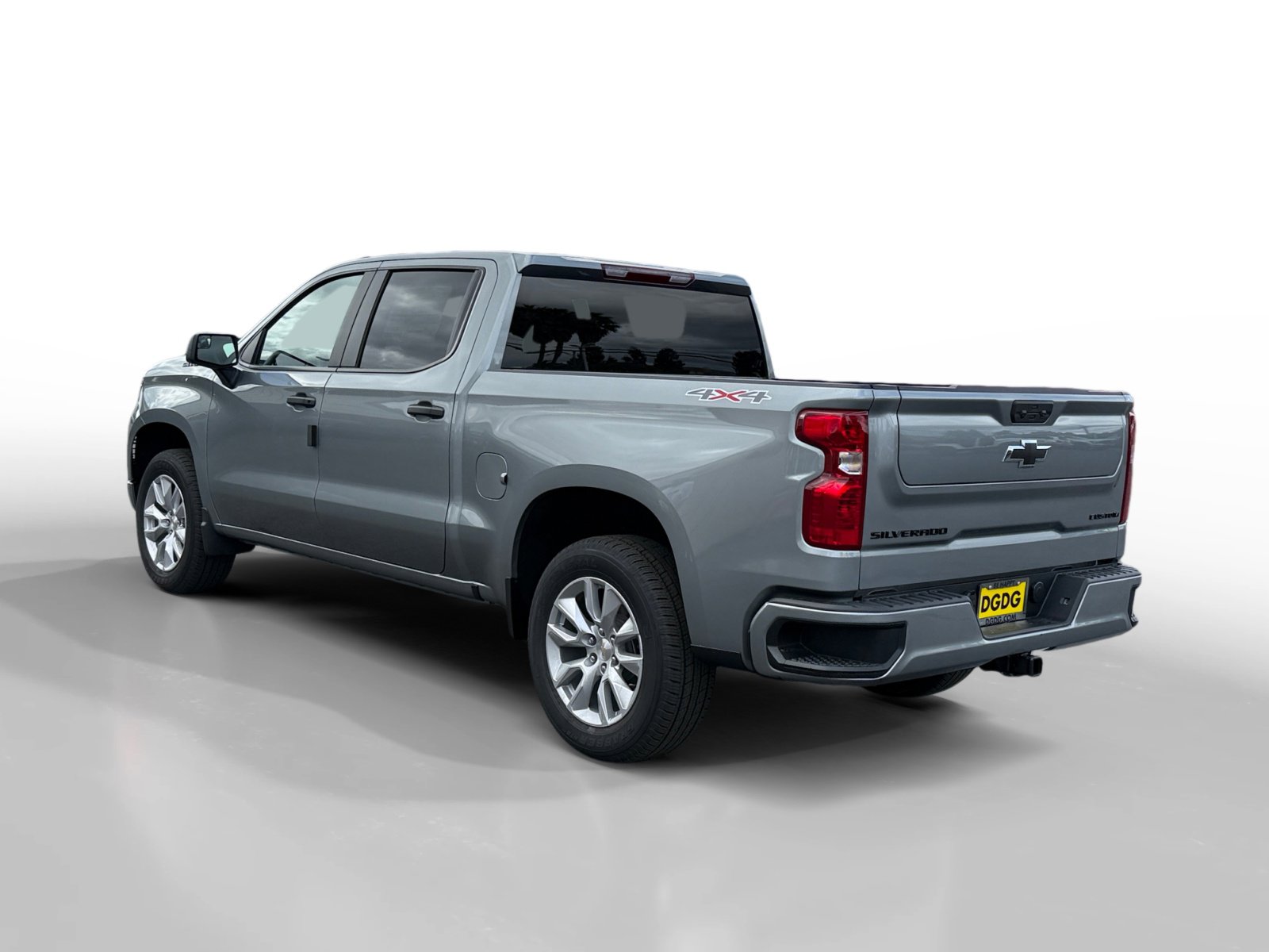 New 2026 Chevrolet Silverado 1500 Custom w/ LPO, Dark Essentials Package image 3