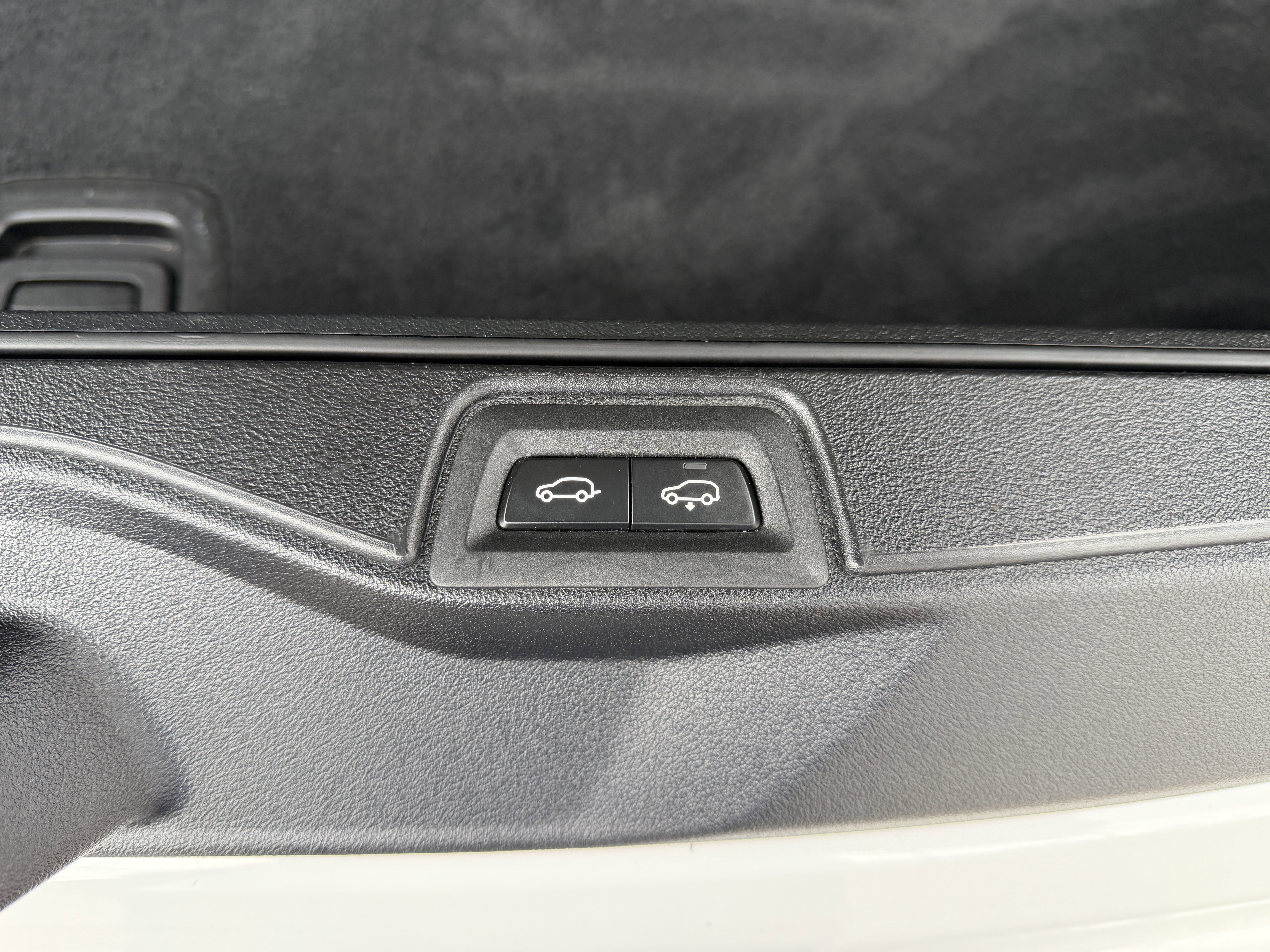 Used 2020 BMW X7 xDrive40i w/ Premium Package image 14