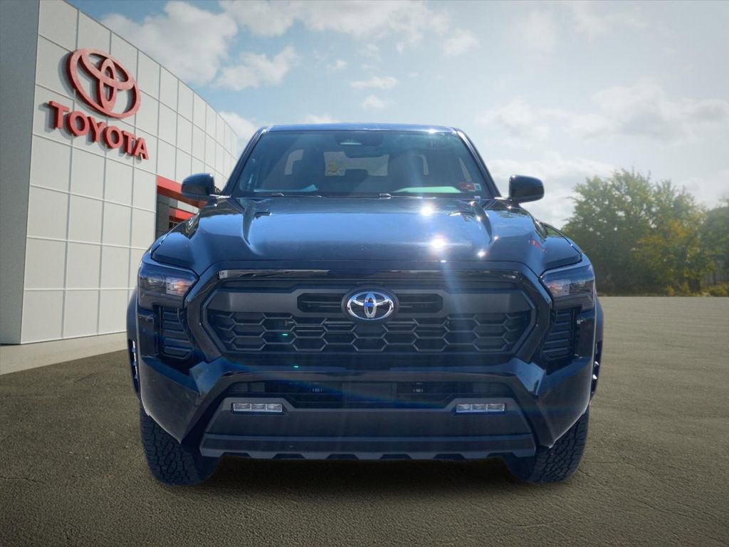 New 2025 Toyota Tacoma TRD Off-Road image 8