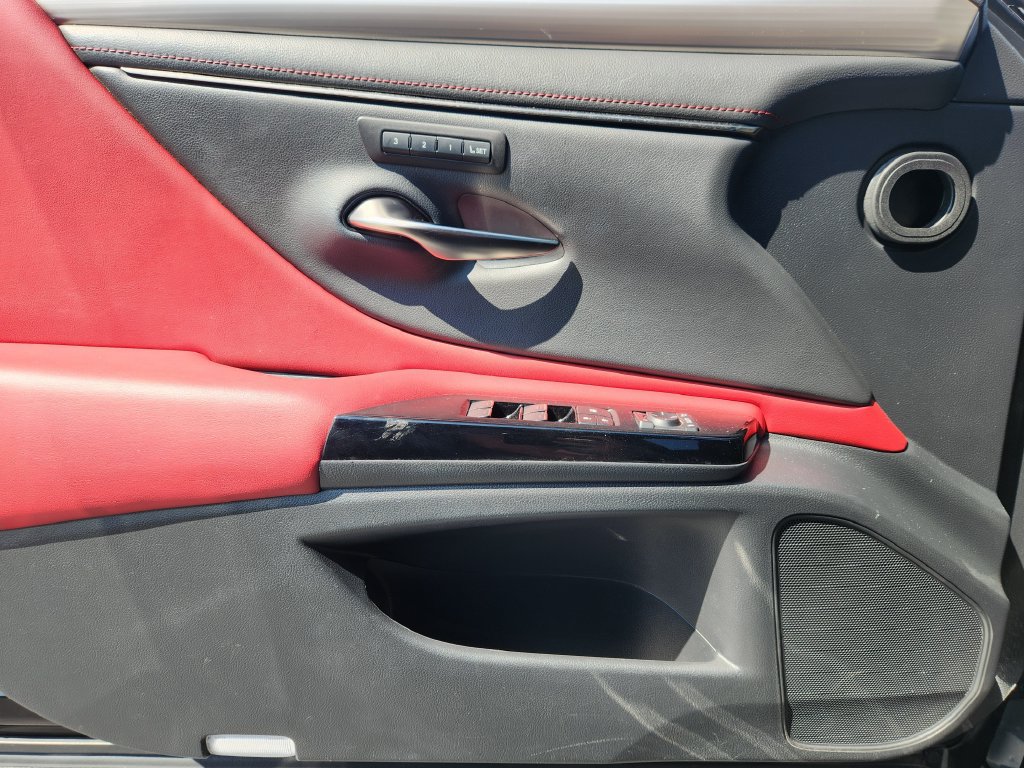 Used 2022 Lexus ES 350 F Sport w/ Accessory Package 2 FWD image 24