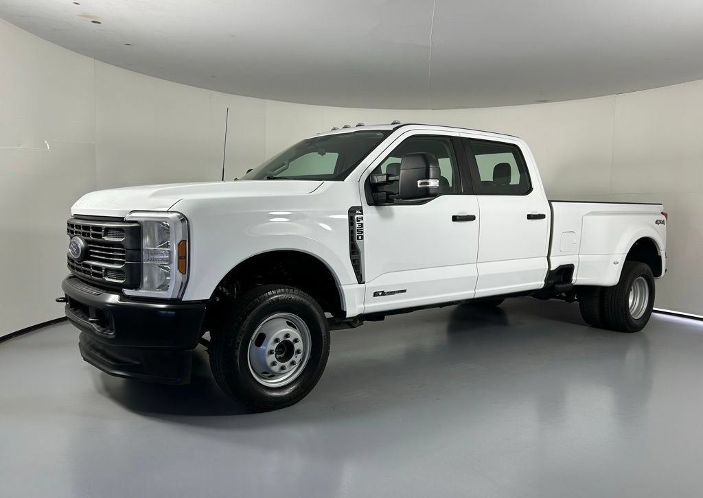 Used 2025 Ford F350 XL AWD/4WD image 3