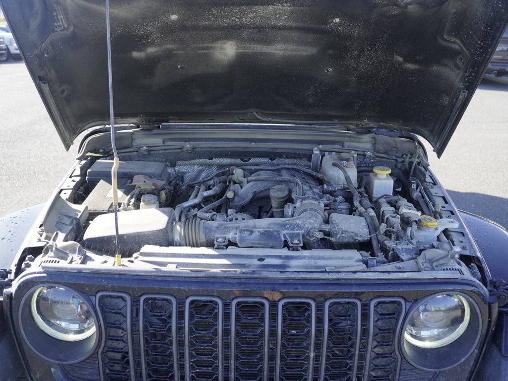 Used 2024 Jeep Gladiator Sport image 29