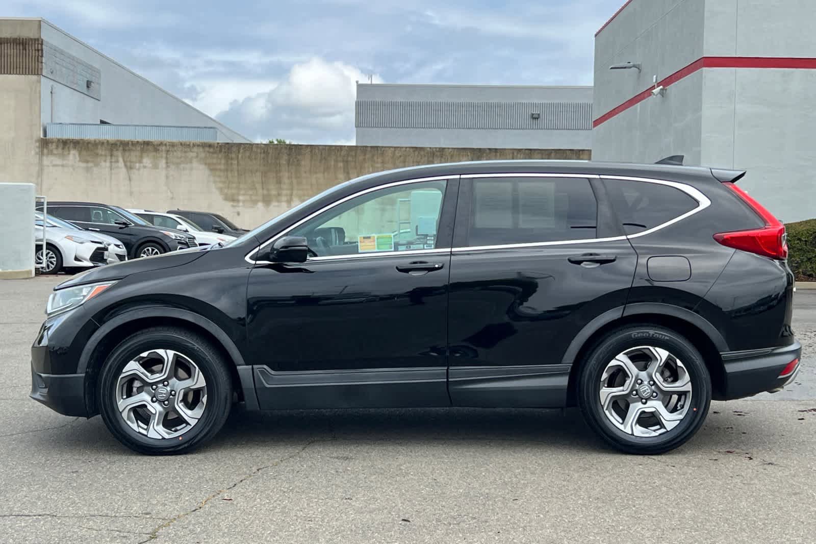 Used 2019 Honda CR-V EX-L image 9