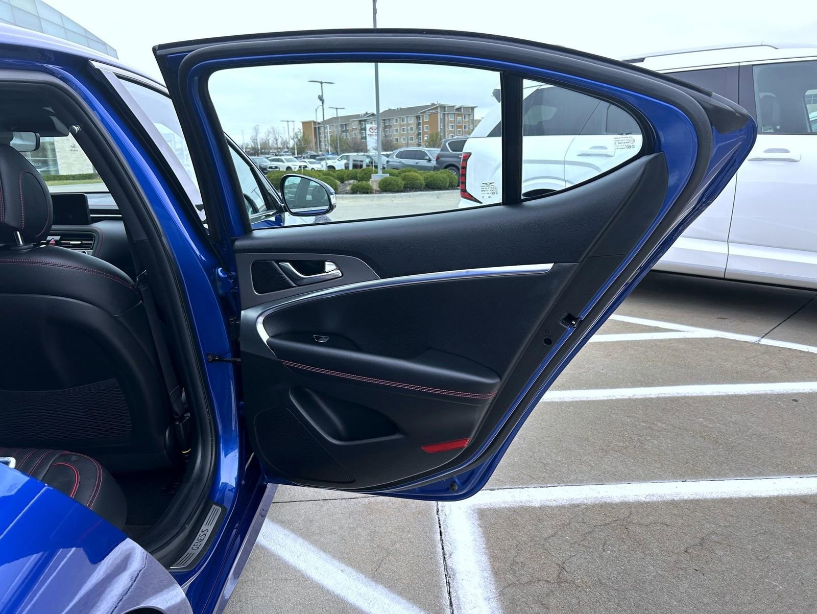 Certified 2025 Genesis G70 3.3T Advanced image 17